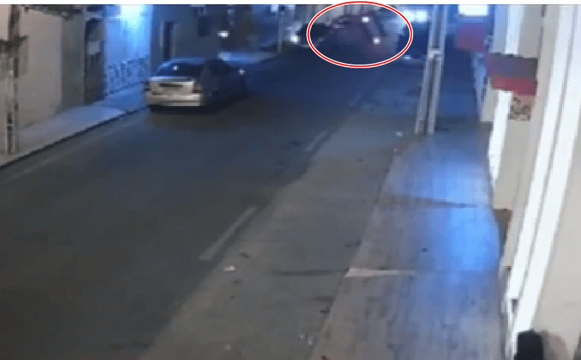 Impressionante: carro vira após motorista bater em outro veículo que estava parado, no Centro de Piancó. Veja vídeo