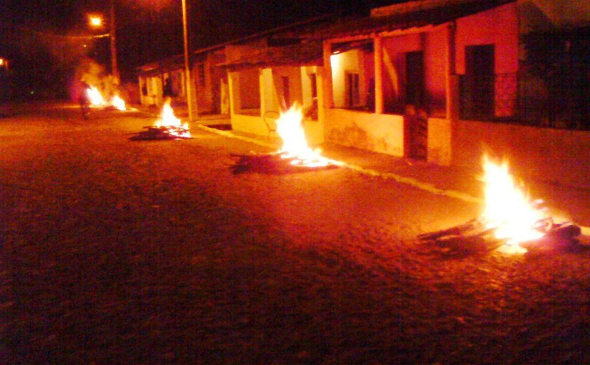 Em Patos: População é orientada para não acender fogueira no São João