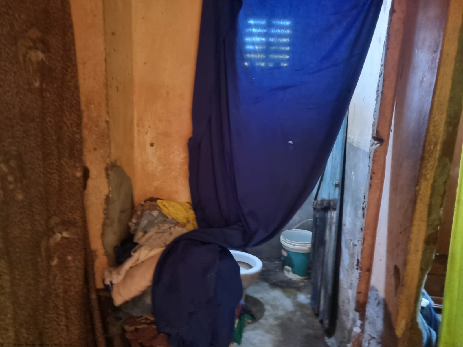 Ação solidária: empresário Brother Construtor realiza sonho de mulher e construirá casa nova para família do bairro Mutirão, em Patos. VÍDEO