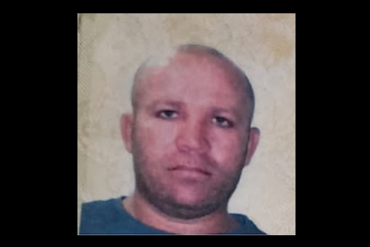 No Sertão: homem de 37 anos morre após caminhão carregado de gesso capotar na BR-116 na região de Cajazeiras