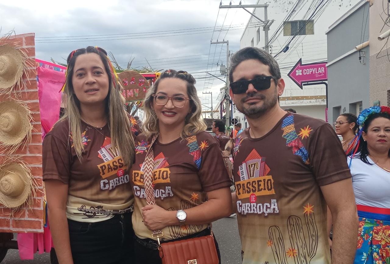 Passeio de Carroças em Patos celebra a cultura folclórica do Norte e Nordeste