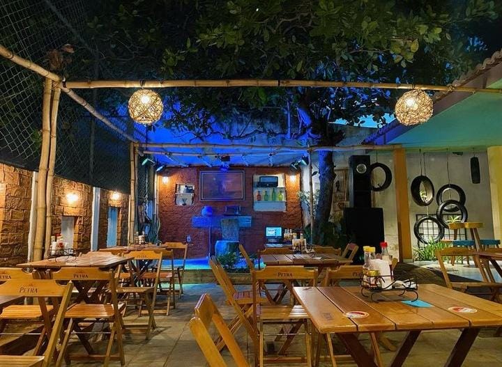 Neste São João de Patos você conta com um novo ponto de encontro gastronômico: Casa Cafeteria e Petiscaria. Em breve oferecendo também almoço