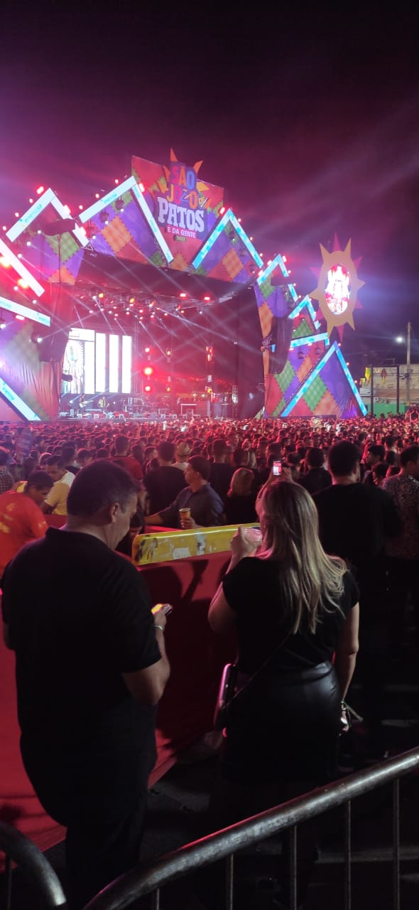 A segunda noite dos festejos de São João na cidade de Patos-PB é marcada pela tranquilidade e segurança