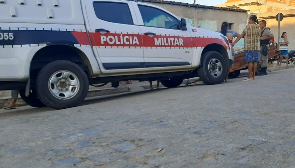 Homem é morto com tiro de espingarda na frente de casa após briga em festa junina na cidade de Boa Ventura; suspeito foi preso