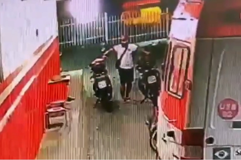 Inusitado: Homem é preso após tentar furtar ambulância do SAMU na cidade de Piancó