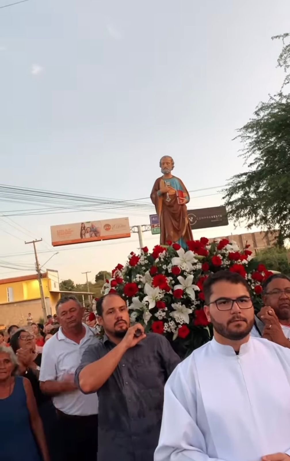 Procissão das Águas de São Pedro encerra tradicional festa da Paróquia às margens do Açude Jatobá, em Patos