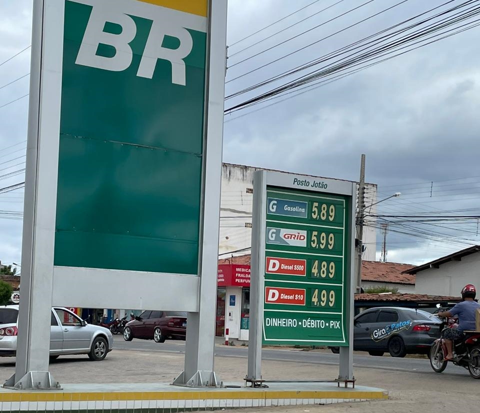 SUBIU DE NOVO: Patos registra 2º aumento da gasolina em apenas uma semana e fato preocupa população; produto já é comercializado a R$ 5,89