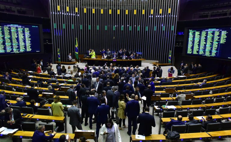 Confira como votaram os deputados paraibanos no texto-base da Reforma Tributária