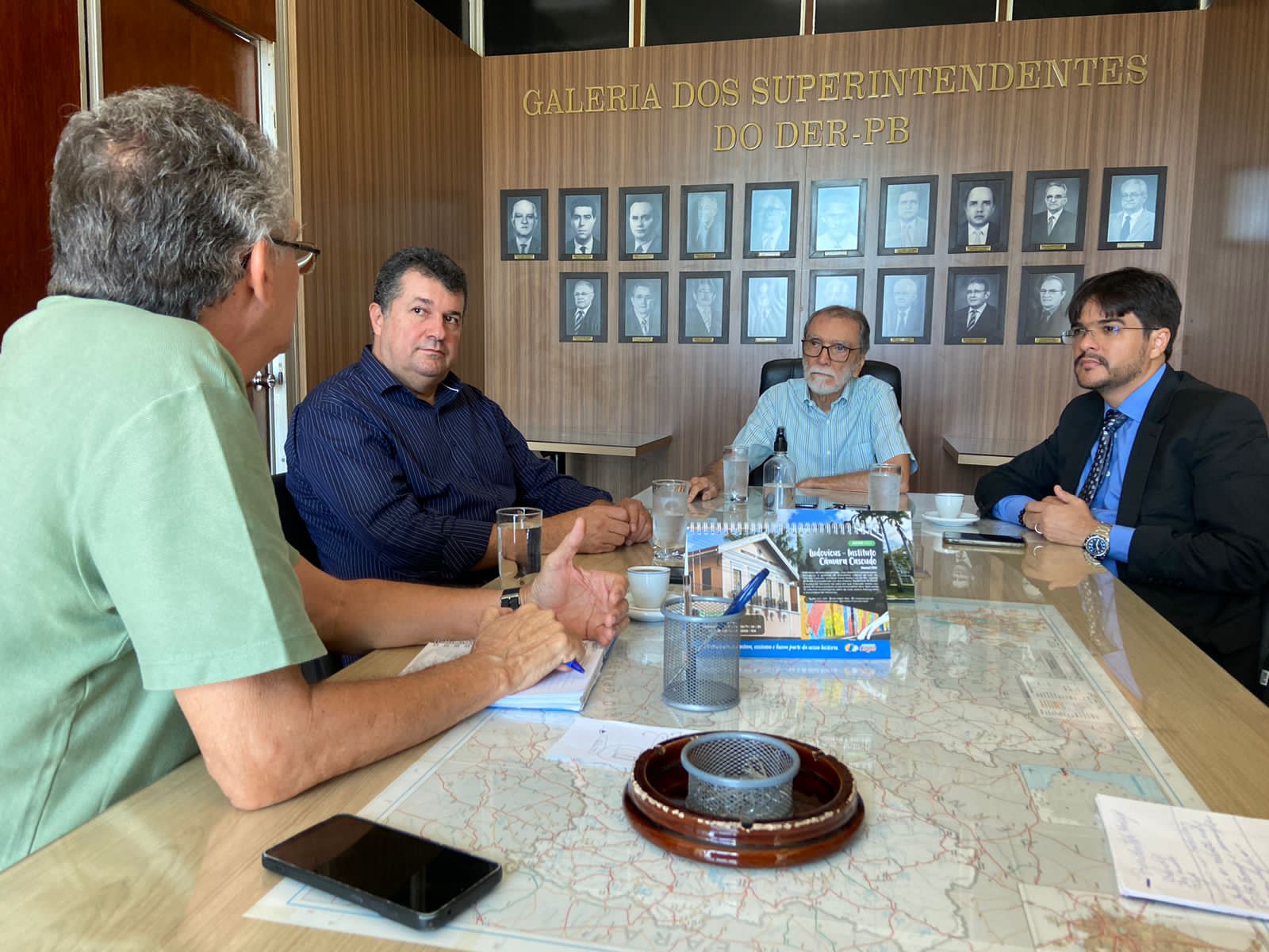 Famup e DER discutem estratégias para retirar animais de rodovias do estado