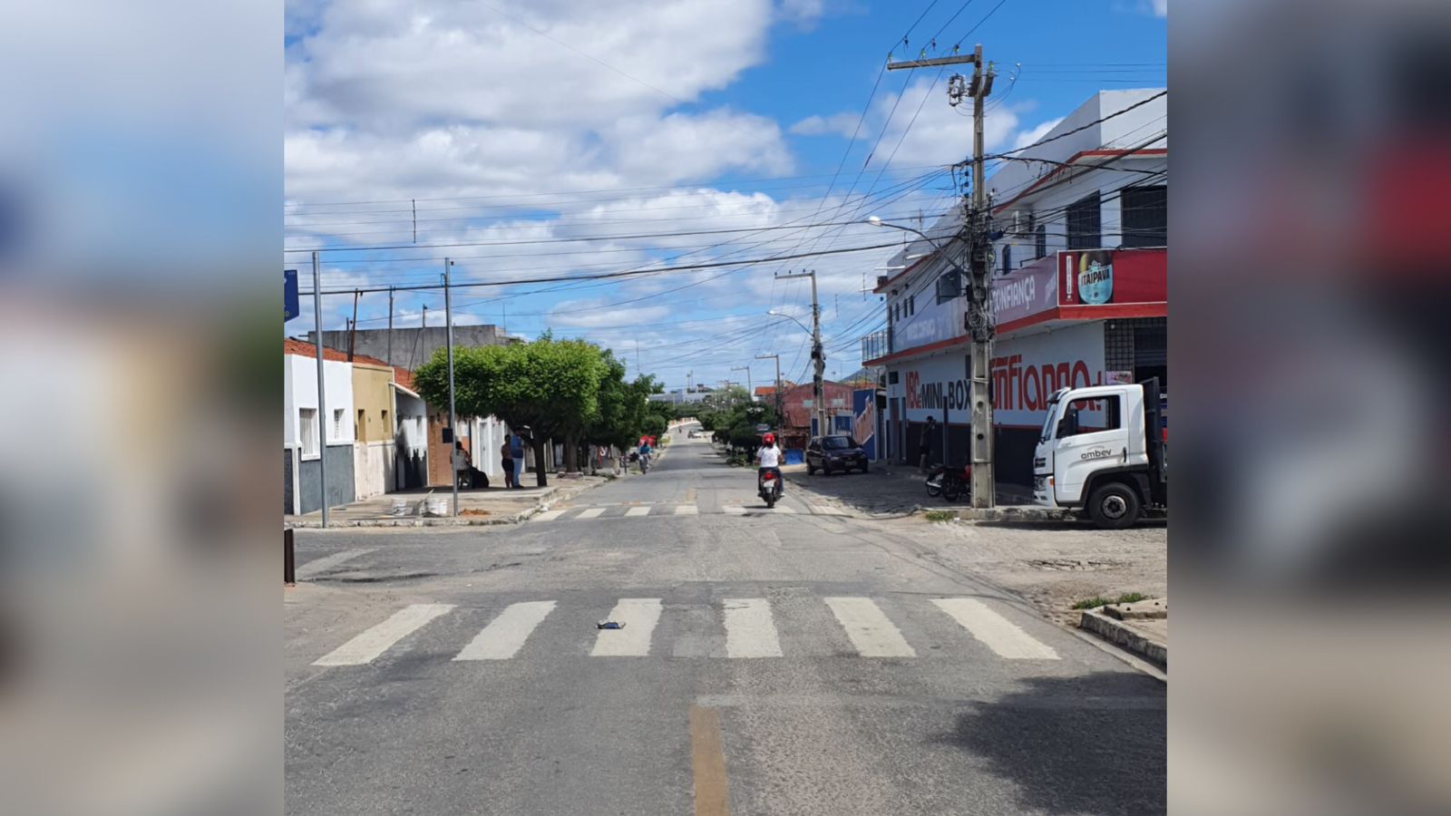 STTRANS atende requerimento de Jamersom Ferreira e instala semáforo na rua Antônio Félix