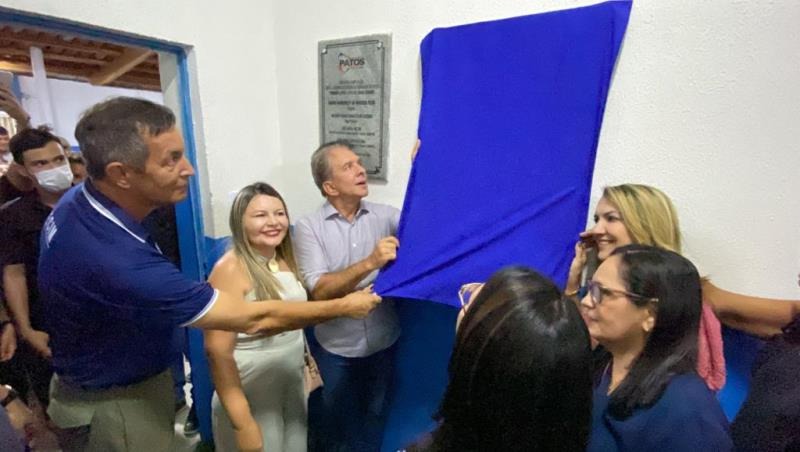 Surpresa: Secretária de Educação de Patos elogia escola Cívico-Militar e diz que Prefeitura analisará viabilidade em dar continuidade por conta própria ao projeto 