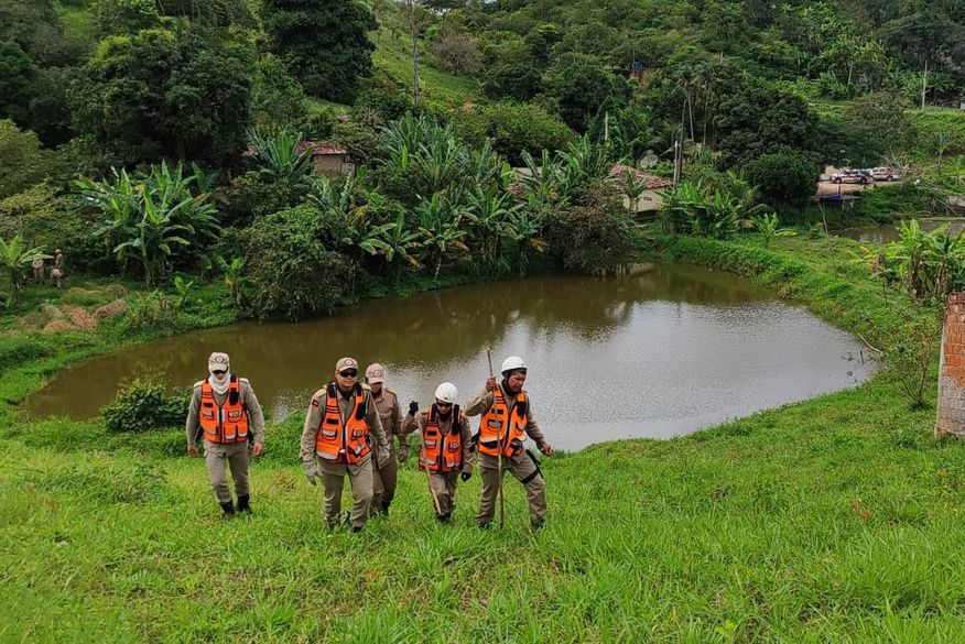 Caso Sophia: Bombeiros refazem trajetos em áreas já procuradas em busca de menina desaparecida