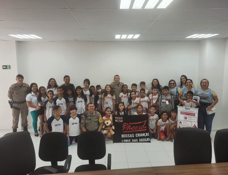 Alunos do Município de Passagem participam de aula de campo sobre segurança pública com Polícia Militar e Bombeiros da Paraíba