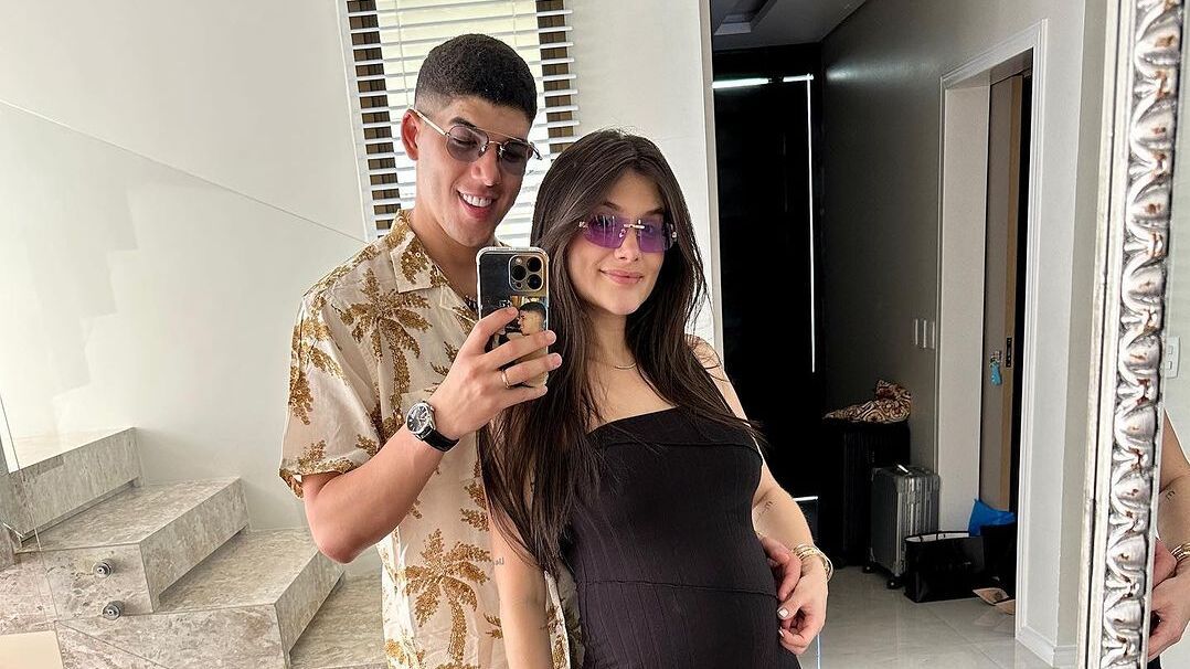 Filho de Zé Vaqueiro nasce com malformação congênita e está em UTI