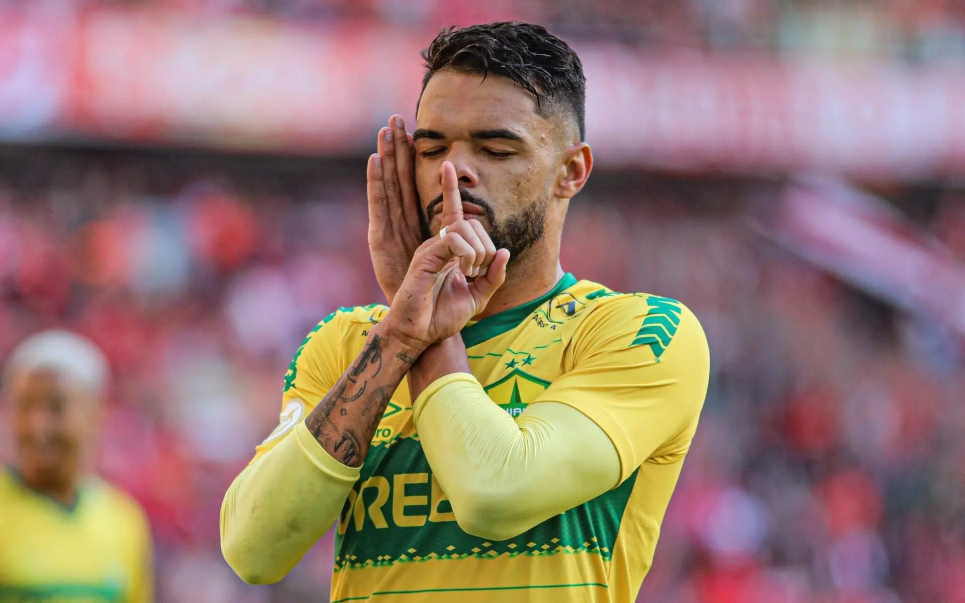 Brasileirão: De virada, Cuiabá vence Internacional