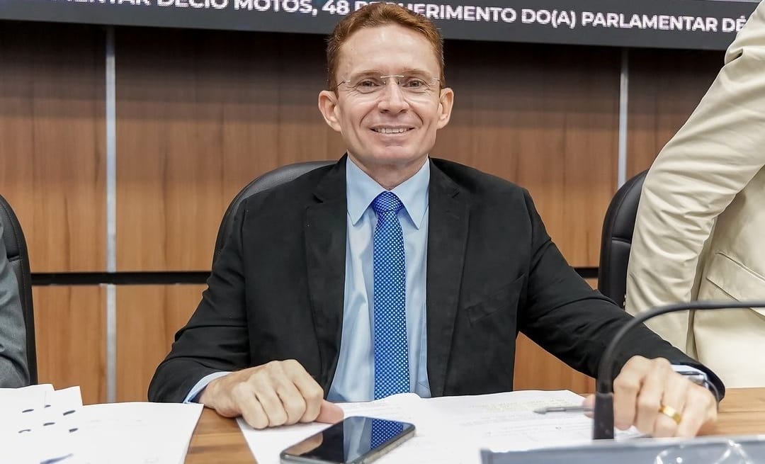 Casos suspeitos de calazar em cães de rua em Patos são submetidos a reteste, afirma Vereador Líder do Prefeito. Ouça