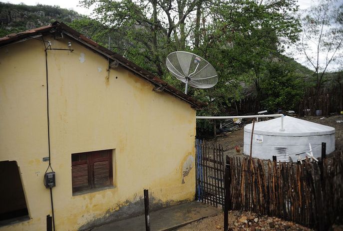 Governo anuncia retomada de programa de construção de cisternas