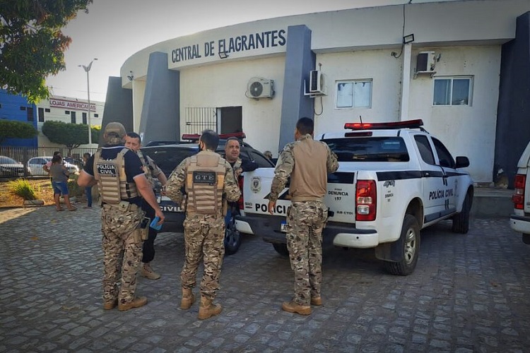 Operação policial cumpre 10 mandados de prisão e 15 de busca, em Cajazeiras