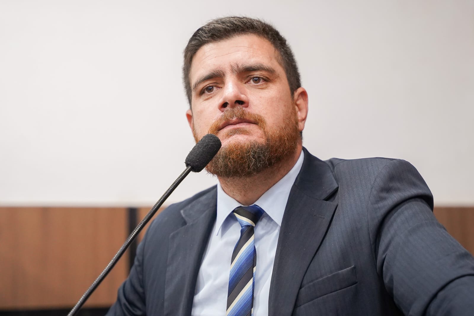 Jamerson Ferreira denuncia secretário de Infraestrutura por desrespeito à população