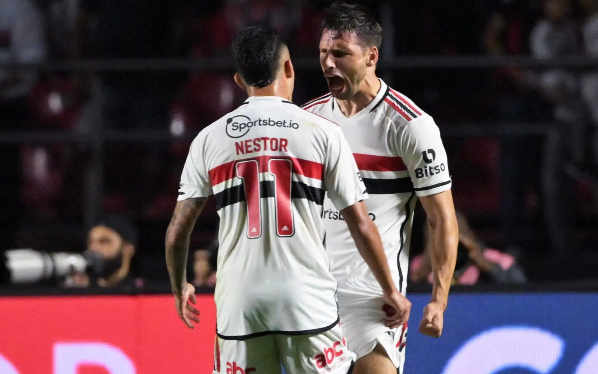 São Paulo vence o San Lorenzo e garante vaga nas quartas de final da Copa Sul-Americana