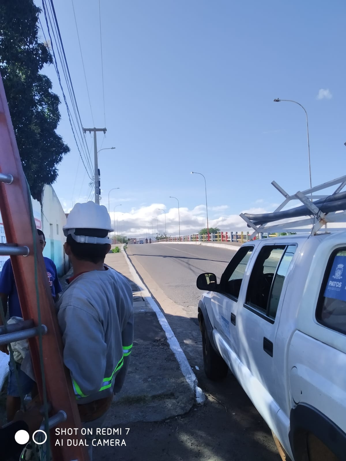 Vândalos podem ter sofrido descarga elétrica ao tentarem furtar fios de eletricidade na Ponte do Juá Doce, em Patos
