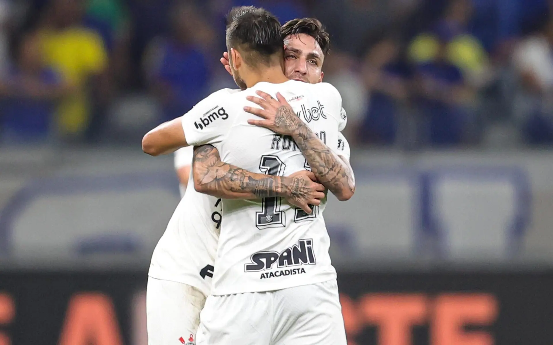 Com a presença de Ronaldo, Mosquito tem volta triunfal e busca empate do Corinthians com o Cruzeiro pelo Brasileirão