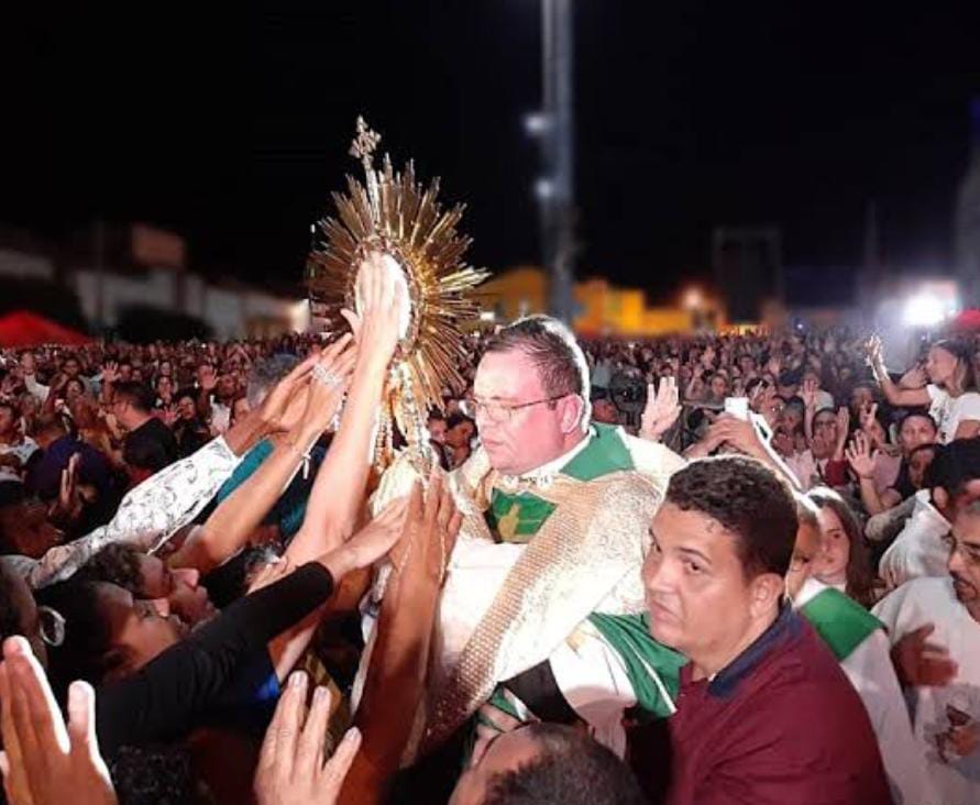 Contagem regressiva: Caravanas de todo o Nordeste confirmam presença na Missa com Orações de Cura e Libertação em Taperoá