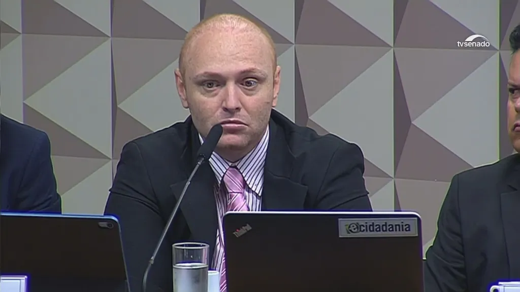 Justiça do DF condena hacker Delgatti a 20 anos de prisão pela operação Spoofing