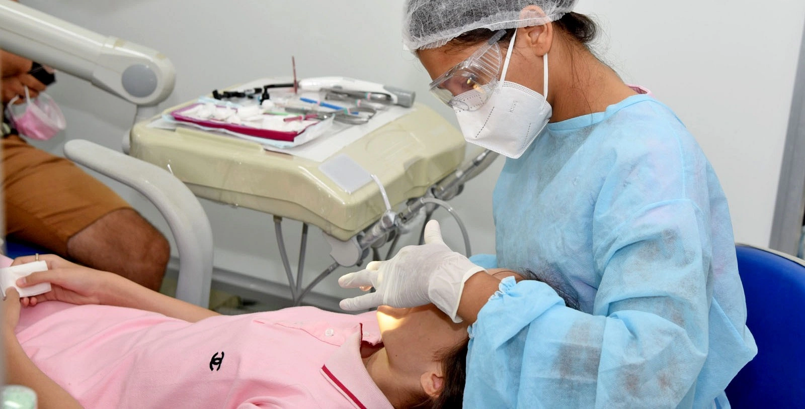 SORRISOS EM FORMAÇÃO: Atendimento Odontológico de qualidade da Clínica Escola de Odontologia UNIFIP