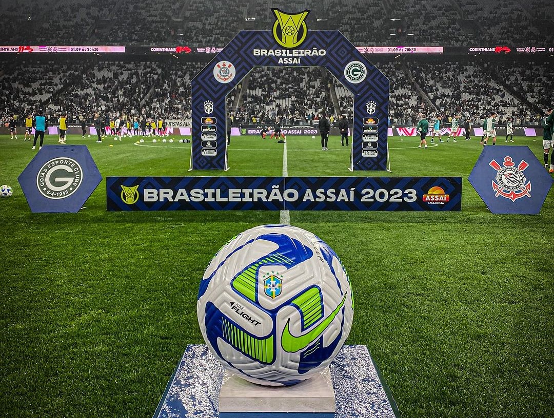 Em briga direta contra o Z4, Maycon salva de peito, e Corinthians busca empate com o Goiás no Brasileirão