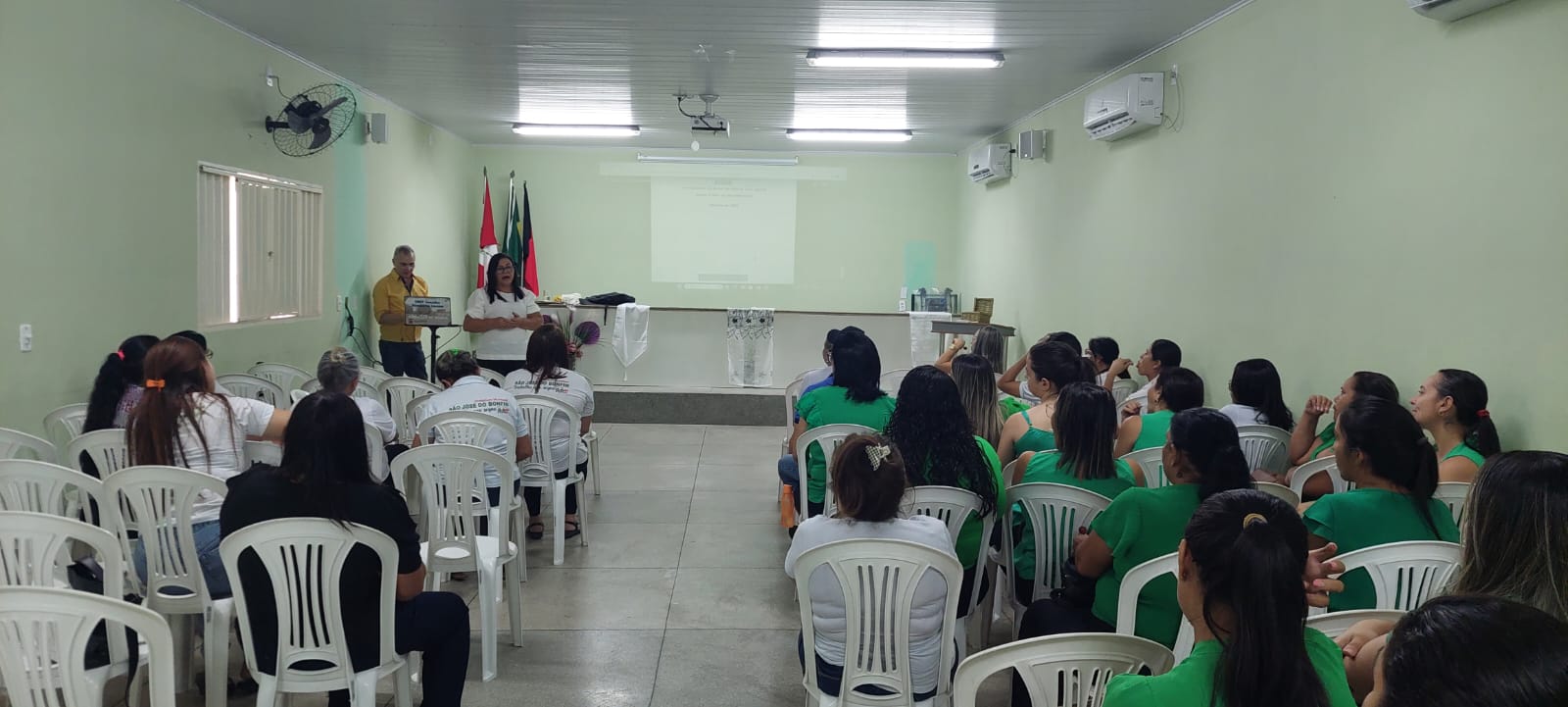 Secretaria de Educação de São José do Bonfim promove curso de formação para Cuidadores Educacionais aprovados em concurso público