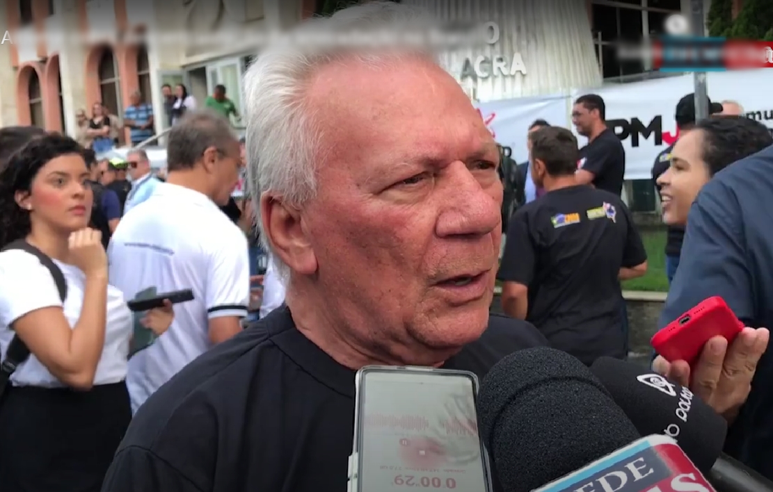 Em protesto, prefeito de Cajazeiras dispara: “Nós não podemos concentrar todos os impostos do Brasil nas mãos do Governo Federal”