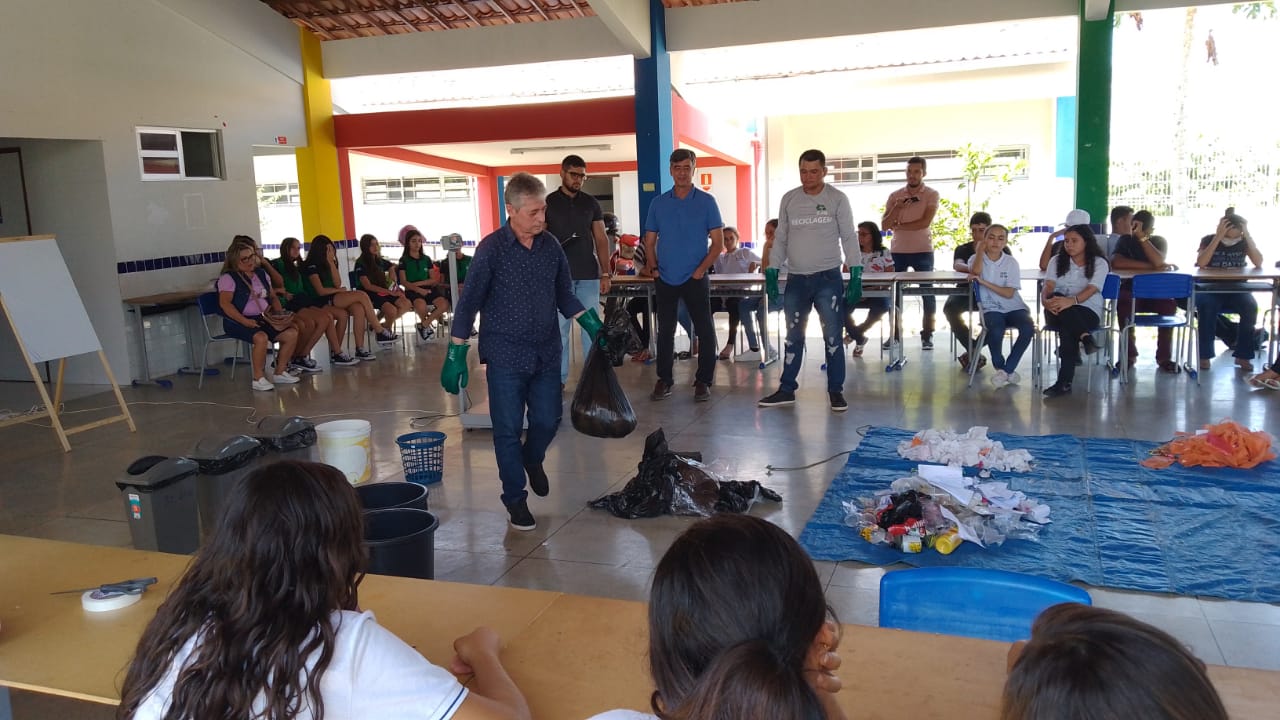Estudo de técnicas de separação de resíduos é realizado em São José do Bonfim