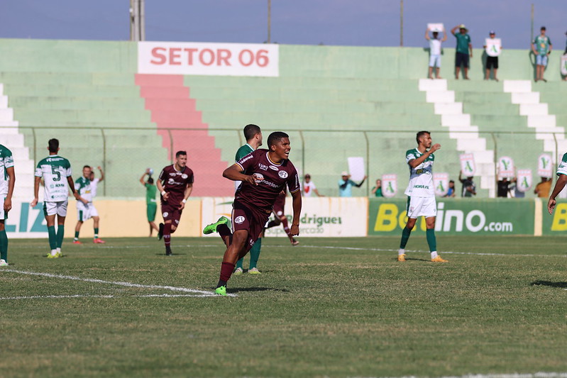 Sousa fica no empate com a Ferroviária-SP e dá adeus ao sonho do acesso à Série C