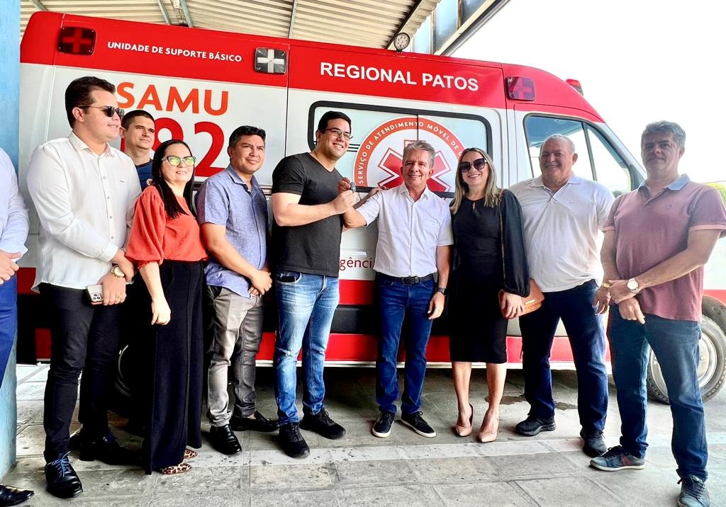 Investimento em Saúde: Prefeitura de Patos entrega nova ambulância ao SAMU Regional com recursos próprios