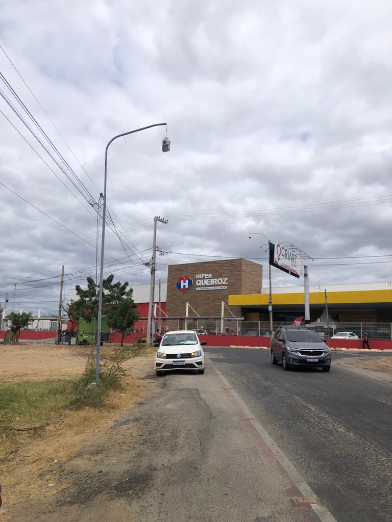 Mais uma vez: criminosos voltam a furtar e danificar iluminação pública em Patos; veja vídeo