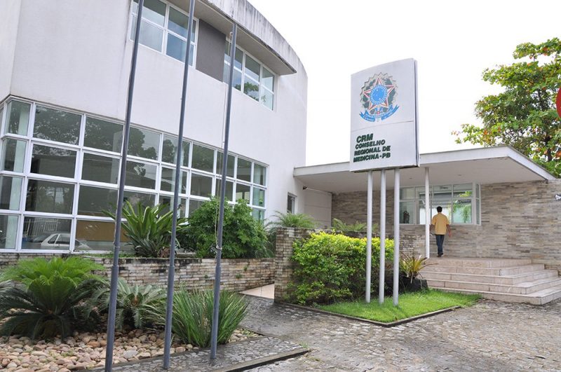 CRM-PB abre sindicância contra médico que agrediu mulher
