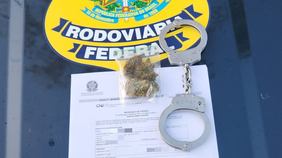 Foragido da Justiça por roubo é preso pela PRF na Paraíba