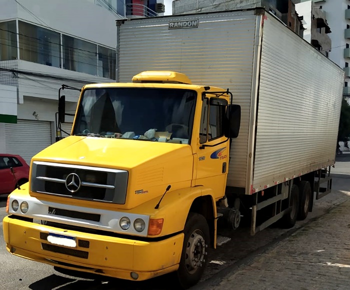 No Sertão: SEFAZ-PB apreende carga com tecidos e fios de poliéster sem nota fiscal, avaliada em R$ 60 mil