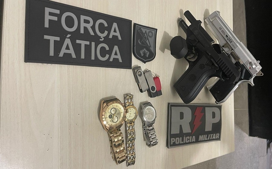 Usando simulacro de arma, bandidos assaltam residência em Uiraúna e mantêm moradores como reféns