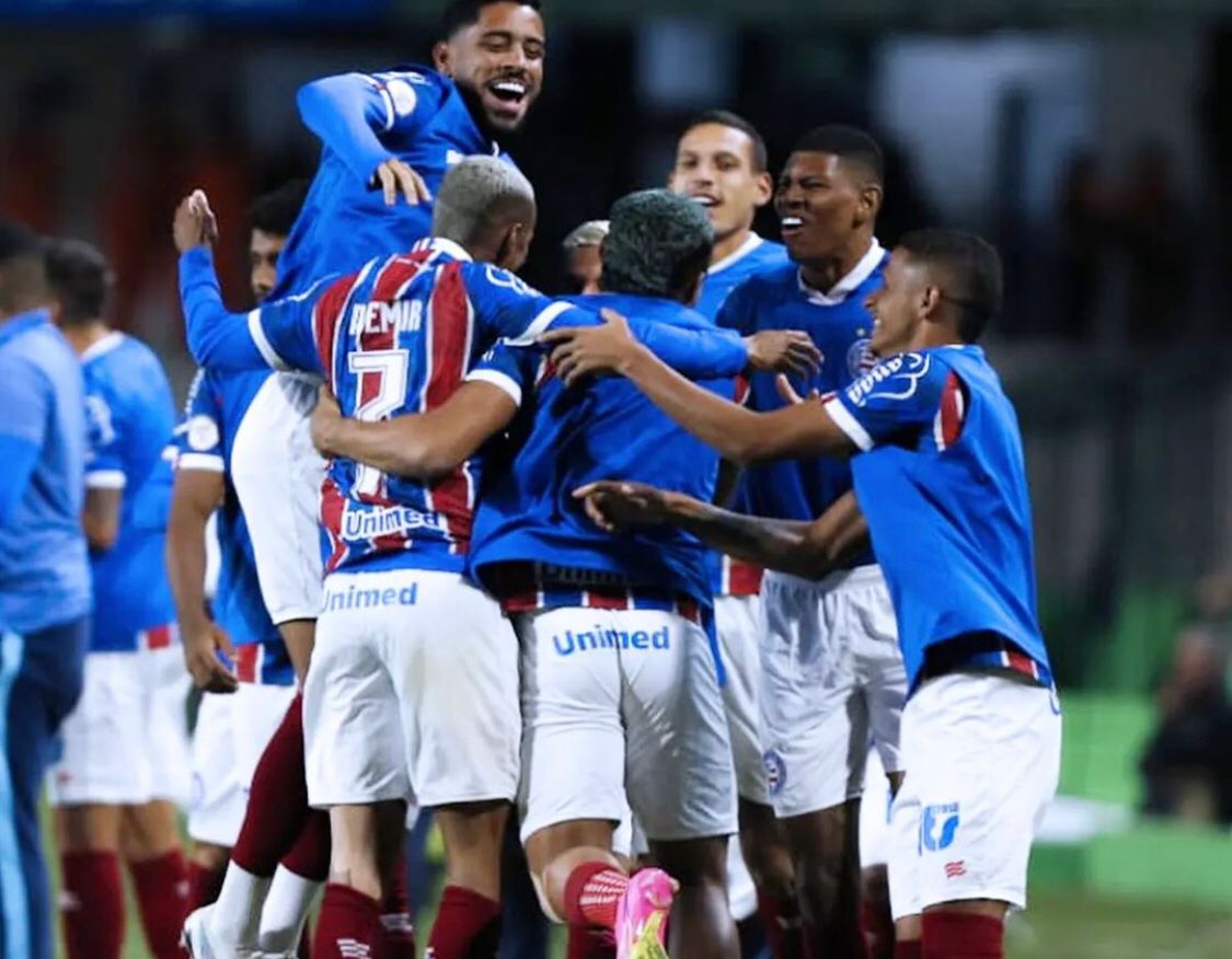 Brasileirão: Na estreia de Ceni, Bahia goleia o Coritiba