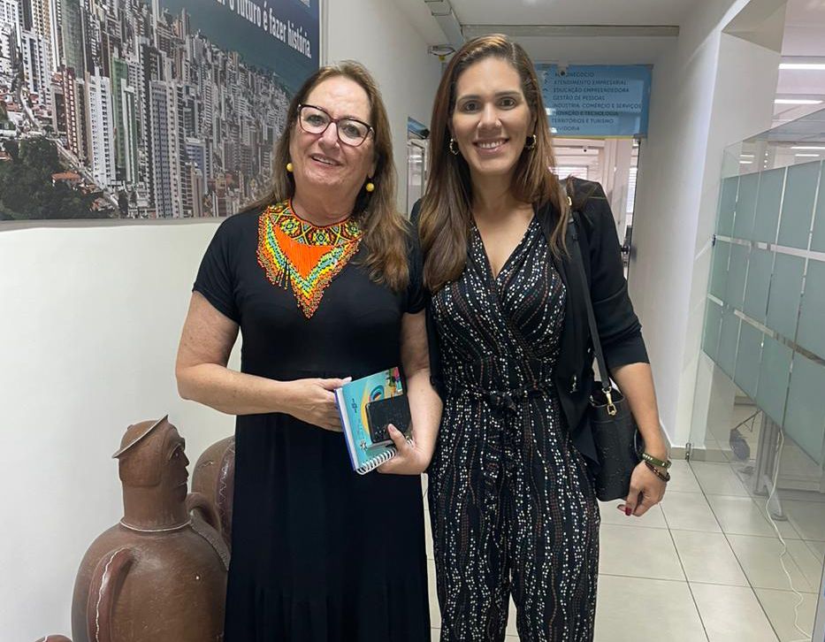 Germana Wanderley se reuniu com Regina Medeiros, Consultora de Turismo do Sebrae-PB