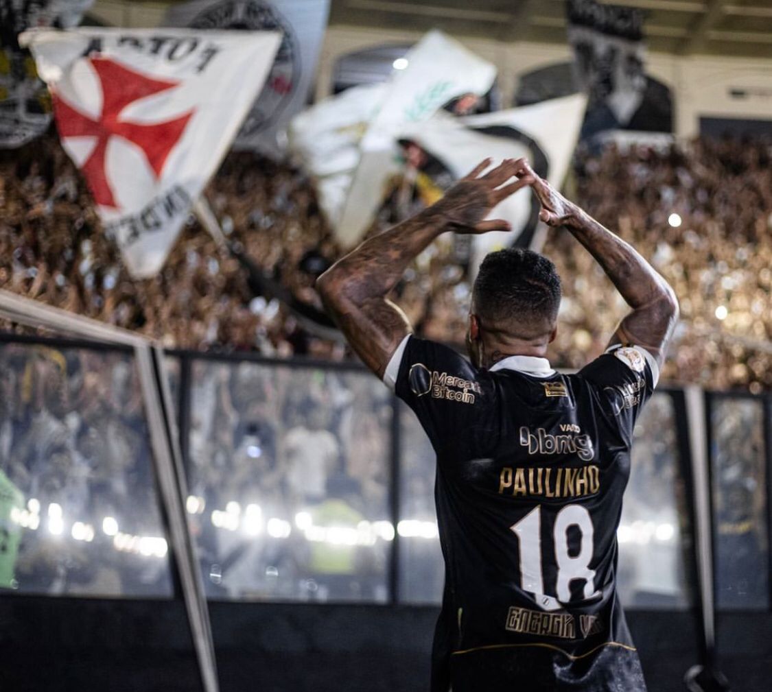 Na força de São Januário lotado, Vasco atropela o Coritiba pelo Brasileirão; veja o resultado