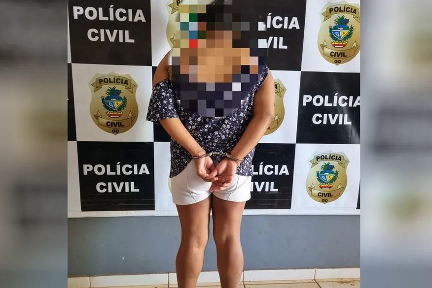 Mulher presa por enviar fotos íntimas da filha de 8 anos negociou imagens dela e da menina em troca de R$ 3 mil, diz polícia