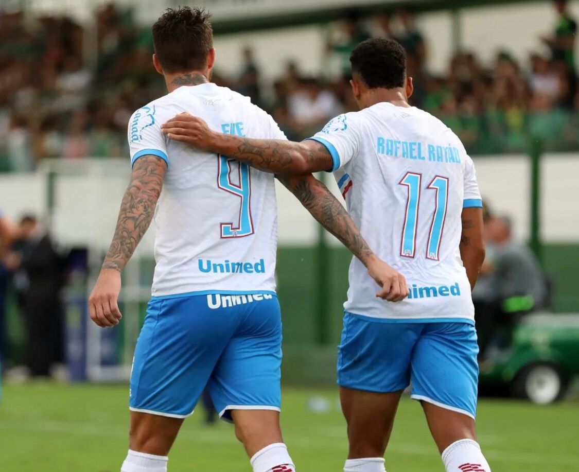 Bahia vence Goiás em jogo 'maluco' com 10 gols que entra para top 5 do Brasileirão de pontos corridos