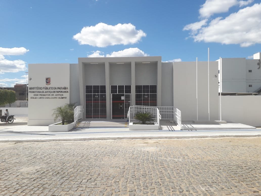 Ministério Público abre investigação para apurar por que máquinas da Prefeitura de Diamante estão no conserto desde 2020