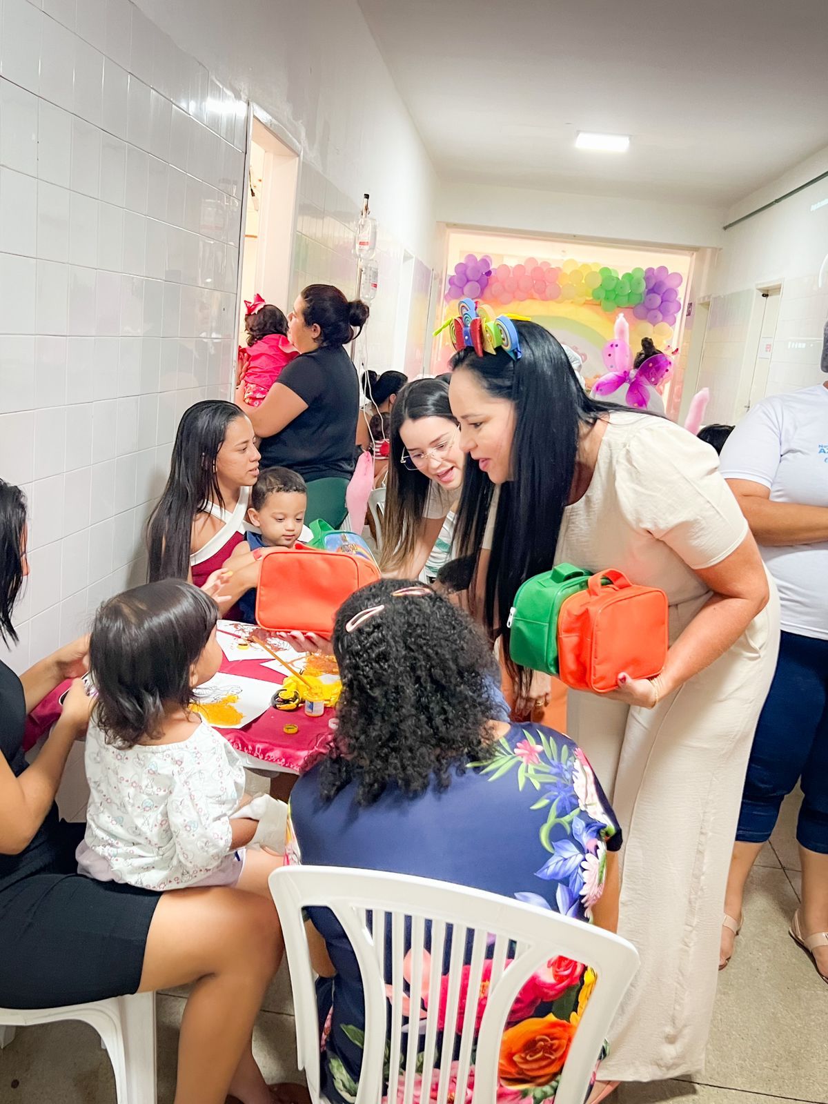 Pacientes do Hospital Infantil Noaldo Leite ganham festa de Dia das Crianças