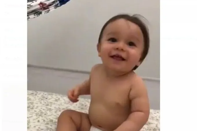 Mini forrozeiro: bebê paraibano dança ao som de 'Sala de Reboco' e viraliza na internet; veja vídeo