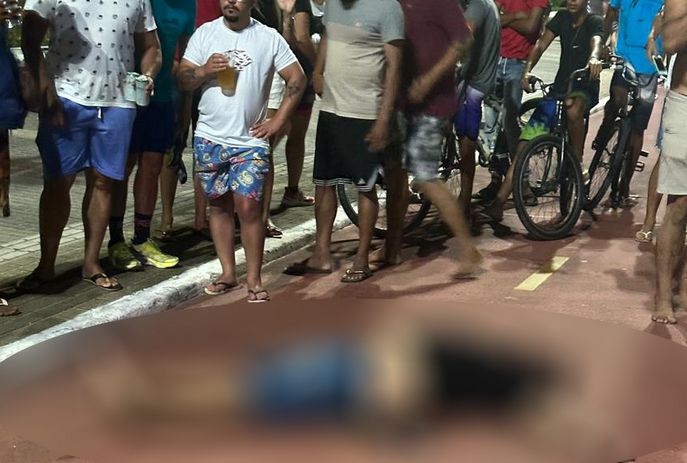 Tiroteio na orla de João Pessoa deixa dois mortos e dois feridos, na noite desta quinta-feira (12)