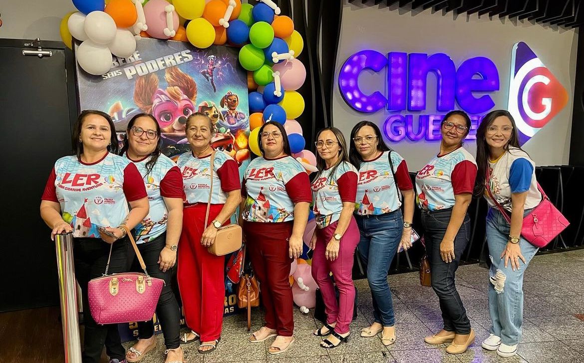 Secretaria de Educação de Areia de Baraúnas encerra a Semana das Crianças no Cine Guedes, em Patos, com muita diversão